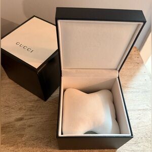 Gucci watch box